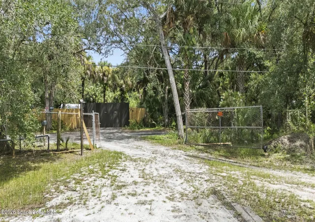 Land for sale at 00 Bear Trl, Cocoa, FL 32926 | MLS# 1087283