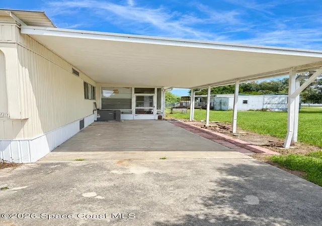 Photo 3 of Sale Pending at 3251 Nancy Ave, Mims, FL 32754 | MLS# 1087160 | Listing updated on 2026-09-11