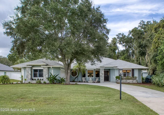 Photo 3 of Single family home for sale at 3700 Shady Run Rd, Melbourne, FL 32934 | MLS# 1087206 | Listing updated on 2026-09-12