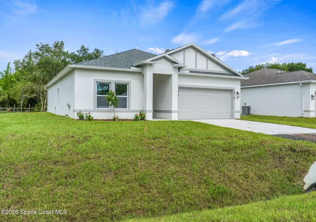 Photo 2 of Single family home for sale at 8115 104th Avenue, Vero Beach, FL 32967 | MLS# 1087319 | Listing updated on 2026-09-12