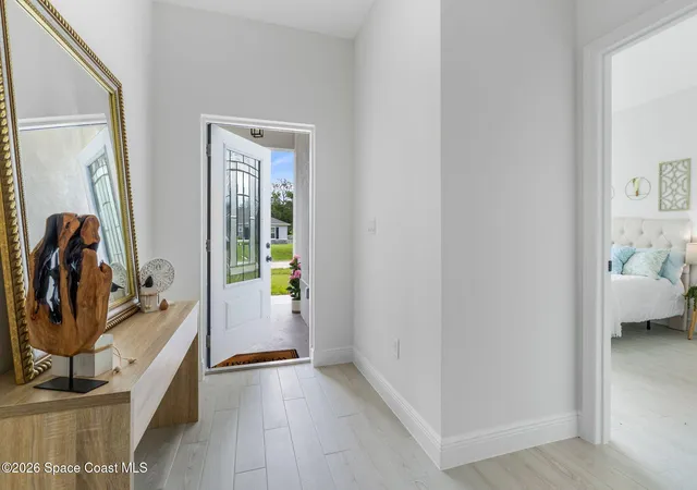 Photo 4 of Single family home for sale at 8115 104th Avenue, Vero Beach, FL 32967 | MLS# 1087319 | Listing updated on 2026-09-12