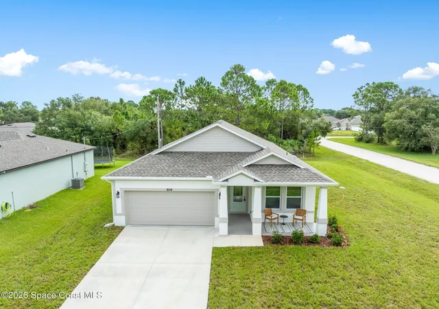 Photo 1 of Sale Pending at 8116 100th Court, Vero Beach, FL 32967 | MLS# 1087322 | Listing updated on 2026-09-19