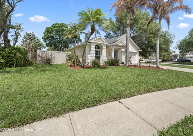 Photo 3 of Single family home for sale at 2470 Forest Run Dr, Melbourne, FL 32935 | MLS# 1087231 | Listing updated on 2026-09-14