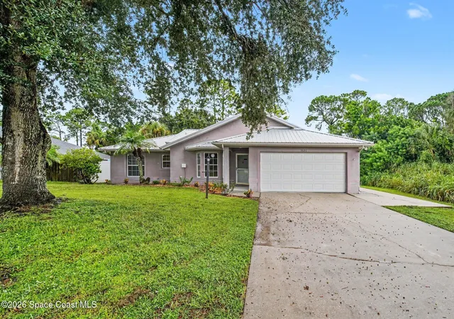 Single family home for sale at 5630 Friendly St, Cocoa, FL 32927 | MLS# 1087235