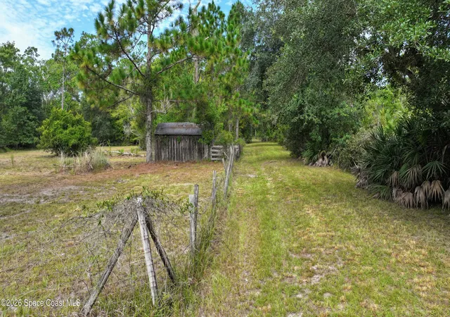 Photo 2 of Single family home for sale at 5520 Osceola Dr, Saint Cloud, FL 34773 | MLS# 1087289 | Listing updated on 2026-09-11