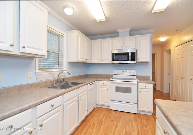 Photo 2 of Manufactured home for sale at 840 Hyacinth Cir, Sebastian, FL 32976 | MLS# 1087338 | Listing updated on 2026-09-12