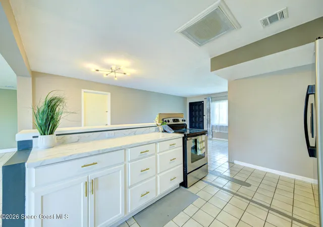 Photo 4 of Single family home for sale at 425 Sabal Ave, Merritt Island, FL 32953 | MLS# 1087351 | Listing updated on 2026-09-17