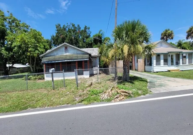 Photo 1 of Single family home for sale at 2345 Broadway Ave, Mims, FL 32754 | MLS# 1087350 | Listing updated on 2026-09-24