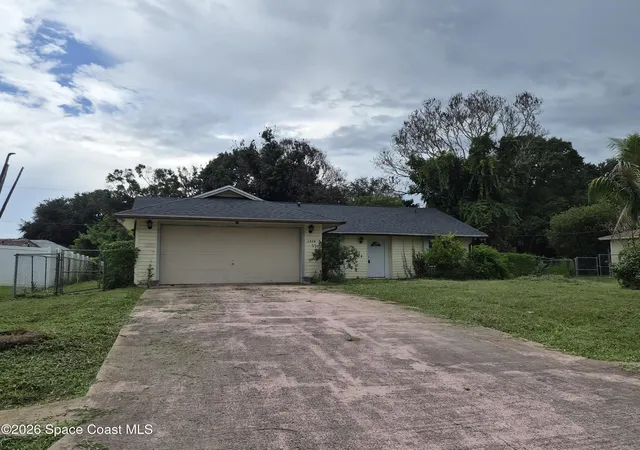 Photo 1 of Single family home for sale at 1226 Hedgecoth St Nw, Palm Bay, FL 32907 | MLS# 1088194 | Listing updated on 2026-09-24