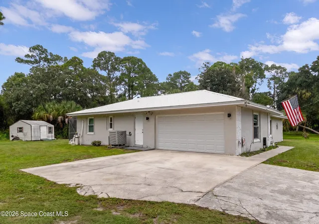 Photo 2 of Single family home for sale at 1911 Hurst Ct, Cocoa, FL 32926 | MLS# 1087477 | Listing updated on 2026-10-10