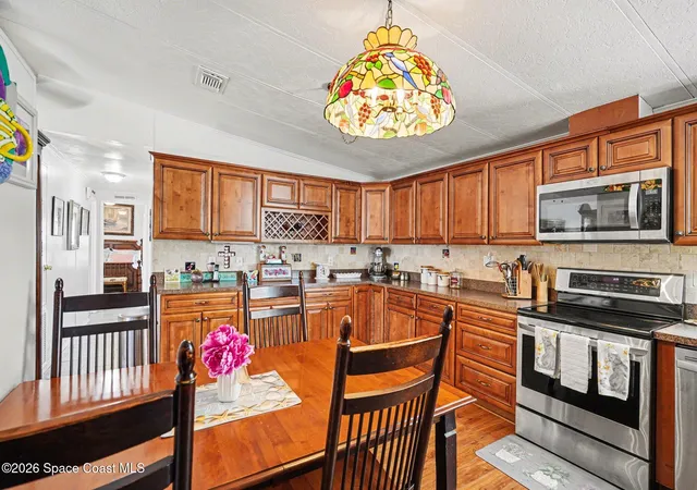 Photo 3 of Manufactured home for sale at 512 Susan Dr, Melbourne, FL 32904 | MLS# 1087580 | Listing updated on 2026-09-27