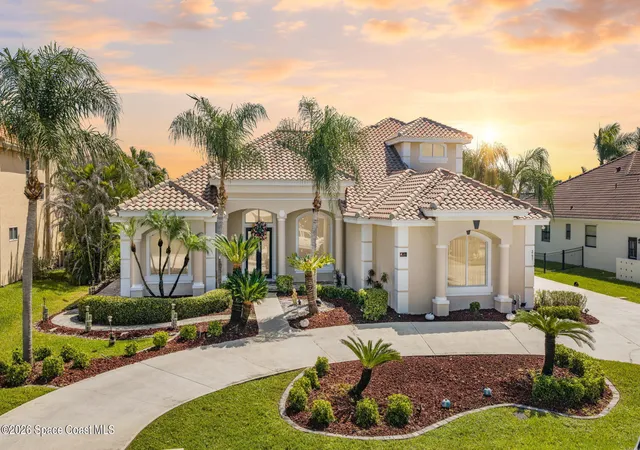 Photo 1 of Single family home for sale at 347 Lanternback Is Dr, Satellite Beach, FL 32937 | MLS# 1088001 | Listing updated on 2026-09-25