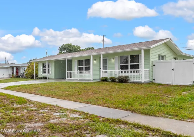 Photo 1 of Single family home for sale at 2356 Lakeview Dr, Melbourne, FL 32935 | MLS# 1087537 | Listing updated on 2026-09-17