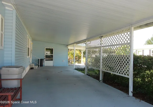 Photo 4 of Single family home for sale at 162 Florence Blvd, De Bary, FL 32713 | MLS# 1087573 | Listing updated on 2026-09-25