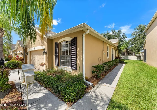 Photo 3 of Townhouse for sale at 3178 Arden Cir, Melbourne, FL 32934 | MLS# 1087719 | Listing updated on 2026-10-07