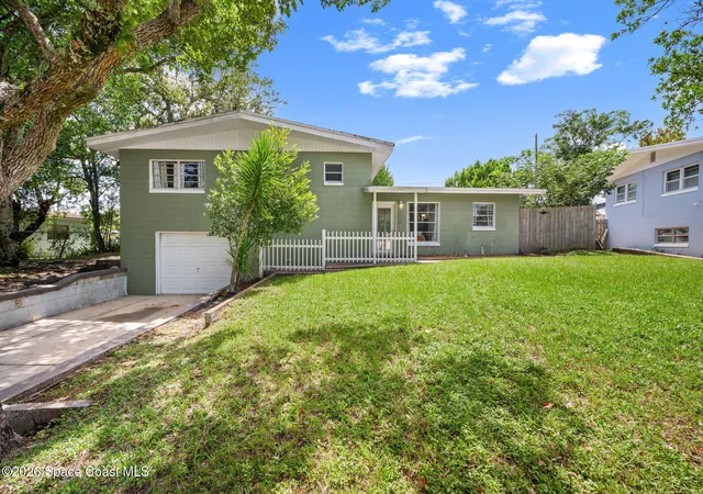 Photo 1 of Single family home for sale at 1425 Crest Dr, Titusville, FL 32780 | MLS# 1087718 | Listing updated on 2026-09-28