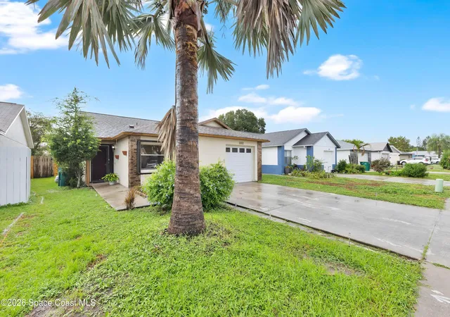Photo 3 of Single family home for sale at 4037 Bayberry Dr, Melbourne, FL 32901 | MLS# 1087873 | Listing updated on 2026-09-23