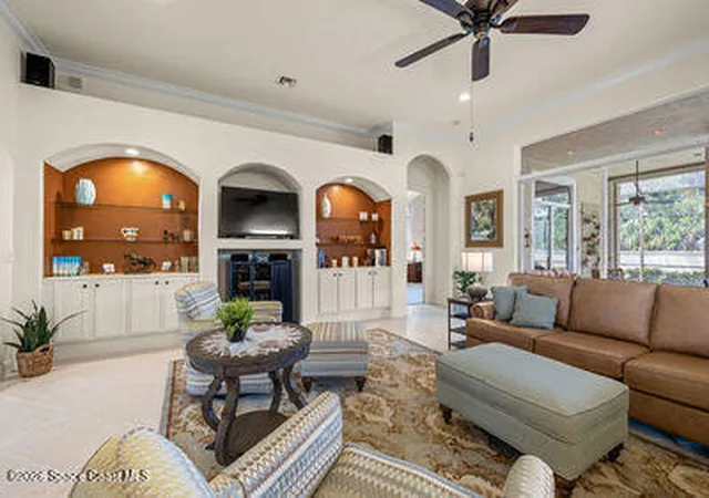 Photo 4 of Single family home for sale at 1449 W Island Clb Sq #X, Vero Beach, FL 32963 | MLS# 1087878 | Listing updated on 2026-09-18