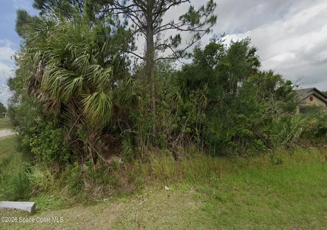 Photo 3 of Sale Pending at 2298 O'connel Ave Sw, Palm Bay, FL 32908 | MLS# 1087936 | Listing updated on 2026-10-07