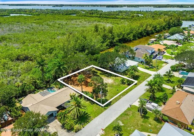 Photo 1 of Land for sale at 329 Beverly Ct, Melbourne Beach, FL 32951 | MLS# 1087893 | Listing updated on 2026-09-18