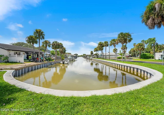 Photo 2 of Townhouse for sale at 40 Adams Ct, Satellite Beach, FL 32937 | MLS# 1088240 | Listing updated on 2026-10-19