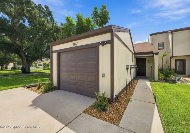 Townhouse for sale at 1197 Saint Andrews Dr, Rockledge, FL 32955 | MLS# 1088134