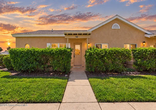 Townhouse for sale at 1415 Malibu Cir NE #108, Palm Bay, FL 32905 | MLS# 1088091