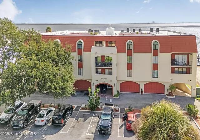 Condo for sale at 525 Indian River Ave #306, Titusville, FL 32796 | MLS# 1088065