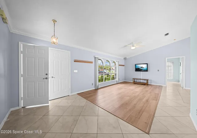 Photo 4 of Sale Pending at 949 Carnation Dr, Sebastian, FL 32958 | MLS# 1088111 | Listing updated on 2026-10-03