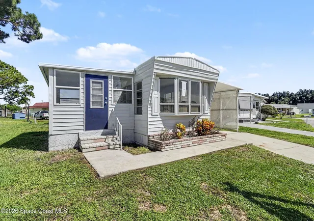 Photo 1 of Manufactured home for sale at 1171 Seminole Ct Ne, Palm Bay, FL 32907 | MLS# 1088120 | Listing updated on 2026-09-24