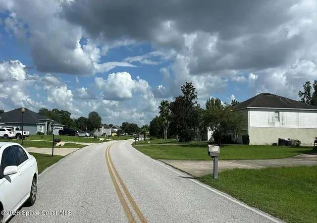 Photo 3 of Single family home for sale at 5200 SW 115 Street Rd, Ocala, FL 34476 | MLS# 1088122 | Listing updated on 2026-09-22