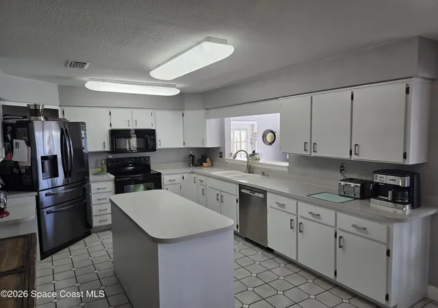 Photo 2 of Single family home for sale at 1660 N Banana River Dr, Merritt Island, FL 32952 | MLS# 1088225 | Listing updated on 2026-09-24