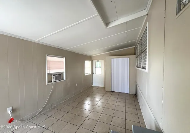 Photo 4 of Manufactured home for sale at 2751 Park Ln NE, Palm Bay, FL 32905 | MLS# 1088238 | Listing updated on 2026-09-23