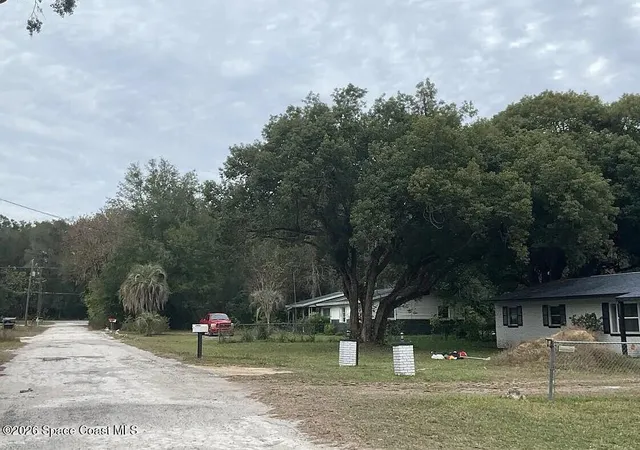 Photo 4 of Single family home for sale at 3317 NE 15th Avenue, Ocala, FL 34479 | MLS# 1088344 | Listing updated on 2026-09-24
