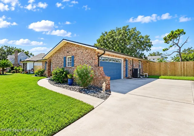 Single family home for sale at 1030 Sunswept Rd NE, Palm Bay, FL 32905 | MLS# 1088373