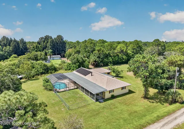 Photo 4 of Single family home for sale at 1705 Atz Rd, Malabar, FL 32950 | MLS# 1088571 | Listing updated on 2026-10-25