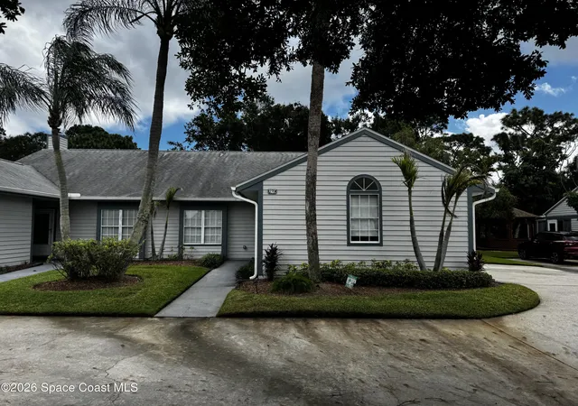 Listing Photo 1 - Condo for sale in building located at 270 Lake In The Woods Dr, Melbourne, FL 32901 - Unit #2-111
