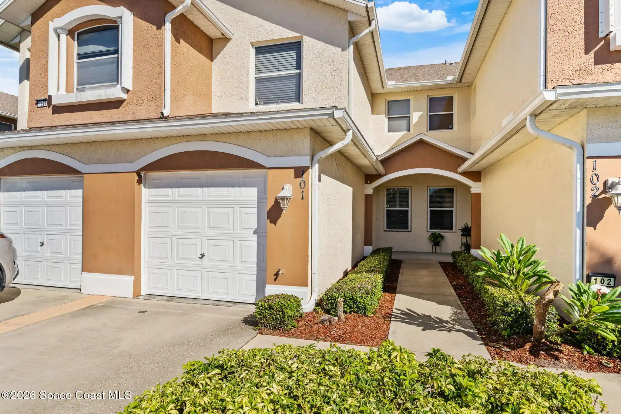 Listing Photo 1 - Condo for sale in 1020 Venetian Dr located at 1020 Venetian Dr, West Melbourne, FL 32904 - Unit #101