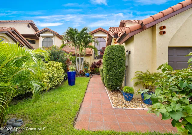 Photo 4 of Townhouse for sale at 602 Manatee Dr, Satellite Beach, FL 32937 | MLS# 1089823 | Listing updated on 2026-10-25