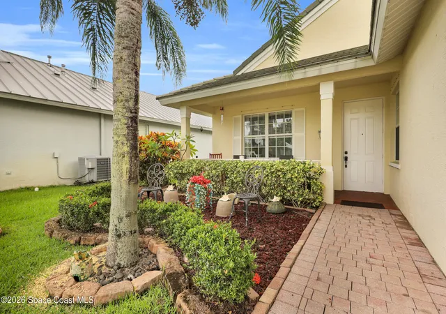 Photo 3 of Single family home for sale at 131 Nw Berkeley Ave, Port Saint Lucie, FL 34986 | MLS# 1089824 | Listing updated on 2026-10-25