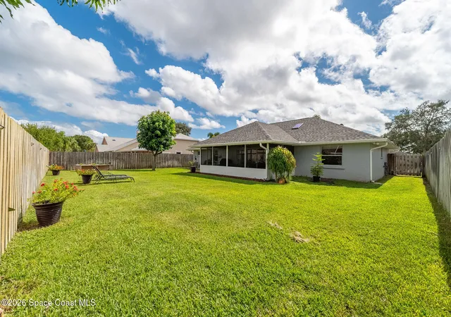 Photo 3 of Single family home for sale at 1947 Glen Meadows Cir, Melbourne, FL 32935 | MLS# 1090148 | Listing updated on 2026-10-29