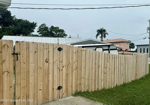 Photo 2 of Single family home for sale at 4424 Coquina Ridge Dr, Melbourne, FL 32935 | MLS# 1090293 | Listing updated on 2026-10-24