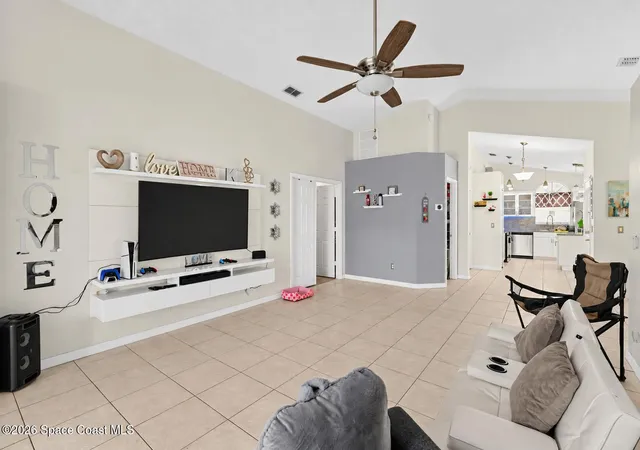 Photo 4 of Single family home for sale at 4535 Oakbrook Ct, Kissimmee, FL 34746 | MLS# 1090756 | Listing updated on 2026-10-24