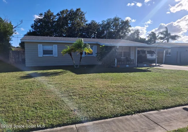 Photo 1 of Single family home for sale at 415 Crown Blvd, Melbourne, FL 32901 | MLS# 1090788 | Listing updated on 2026-10-24