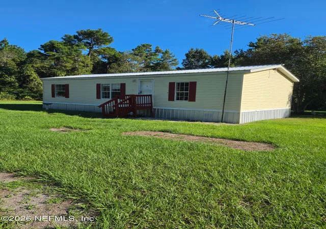 Manufactured home for sale at 136 E Moccasin Creek Ln, Palatka, FL 32177 | MLS# 2118289