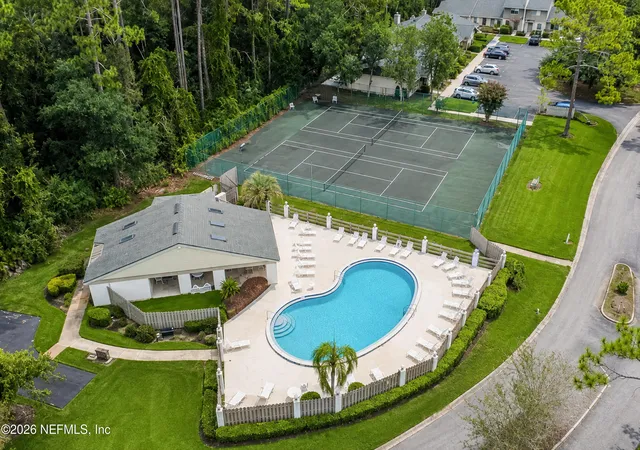 Photo 3 of Condo for sale at 7701 Baymeadows Cir W #1077, Jacksonville, FL 32256 | MLS# 2144407 | Listing updated on 2026-09-02
