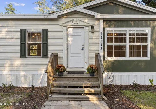 Photo 2 of Manufactured home for sale at 21315 S Carl Brown Rd, Sanderson, FL 32087 | MLS# 2147007 | Listing updated on 2026-10-29