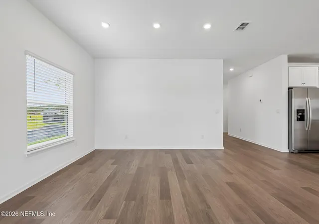 Photo 2 of Single family home for sale at 5 Bottlebrush Ln, Palm Coast, FL 32164 | MLS# 2150543 | Listing updated on 2026-09-26