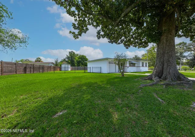 Photo 2 of Single family home for sale at 5419 Ortega Forest Dr, Jacksonville, FL 32210 | MLS# 2169754 | Listing updated on 2026-10-29