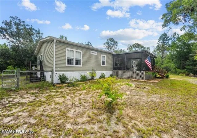 Photo 2 of Manufactured home for sale at 179 Kingfish Rd, Pomona Park, FL 32181 | MLS# 2156315 | Listing updated on 2026-10-15